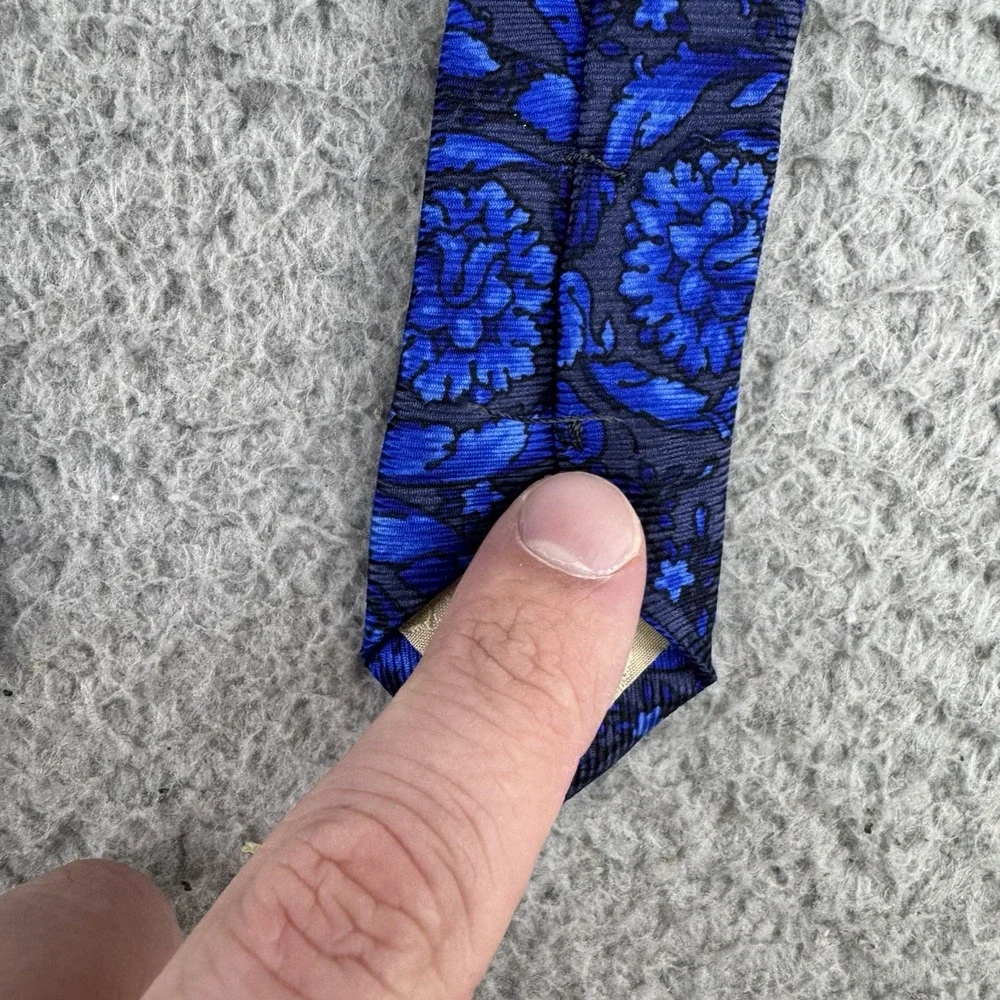 Vintage Gianni‎ Versace Neck Tie Hand Made Spain 100% Silk Ladybug Print Rare